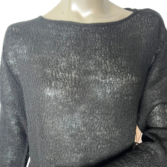 Kerisma Black Lightweight knit Airy 3/4 Slight Bell Sleeve Top - NWT - Picture 2 of 9